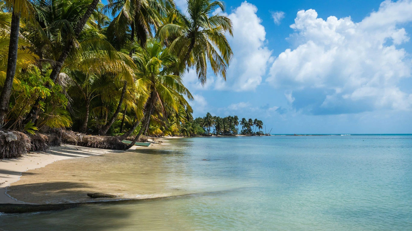 Cayo Crawl beach in Nicaragua