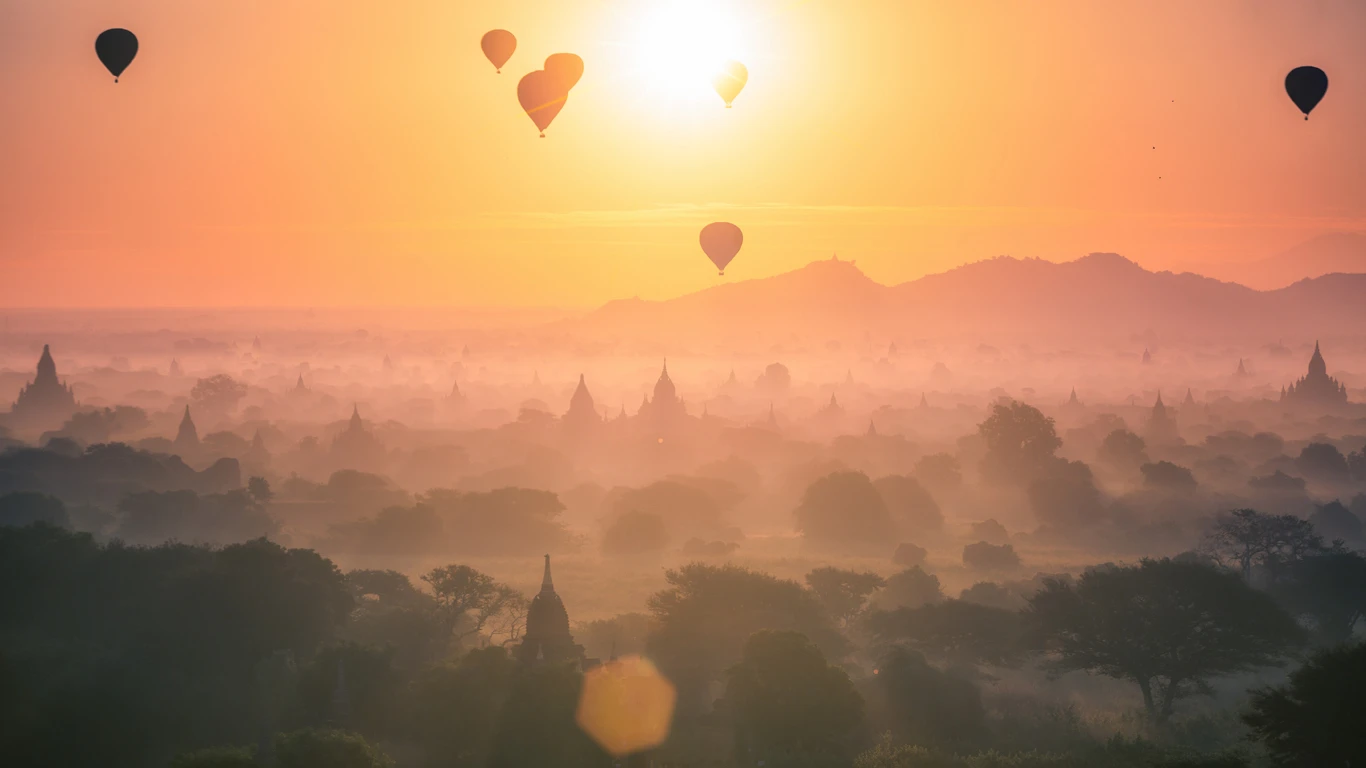 Hot air balloons in Myanmar