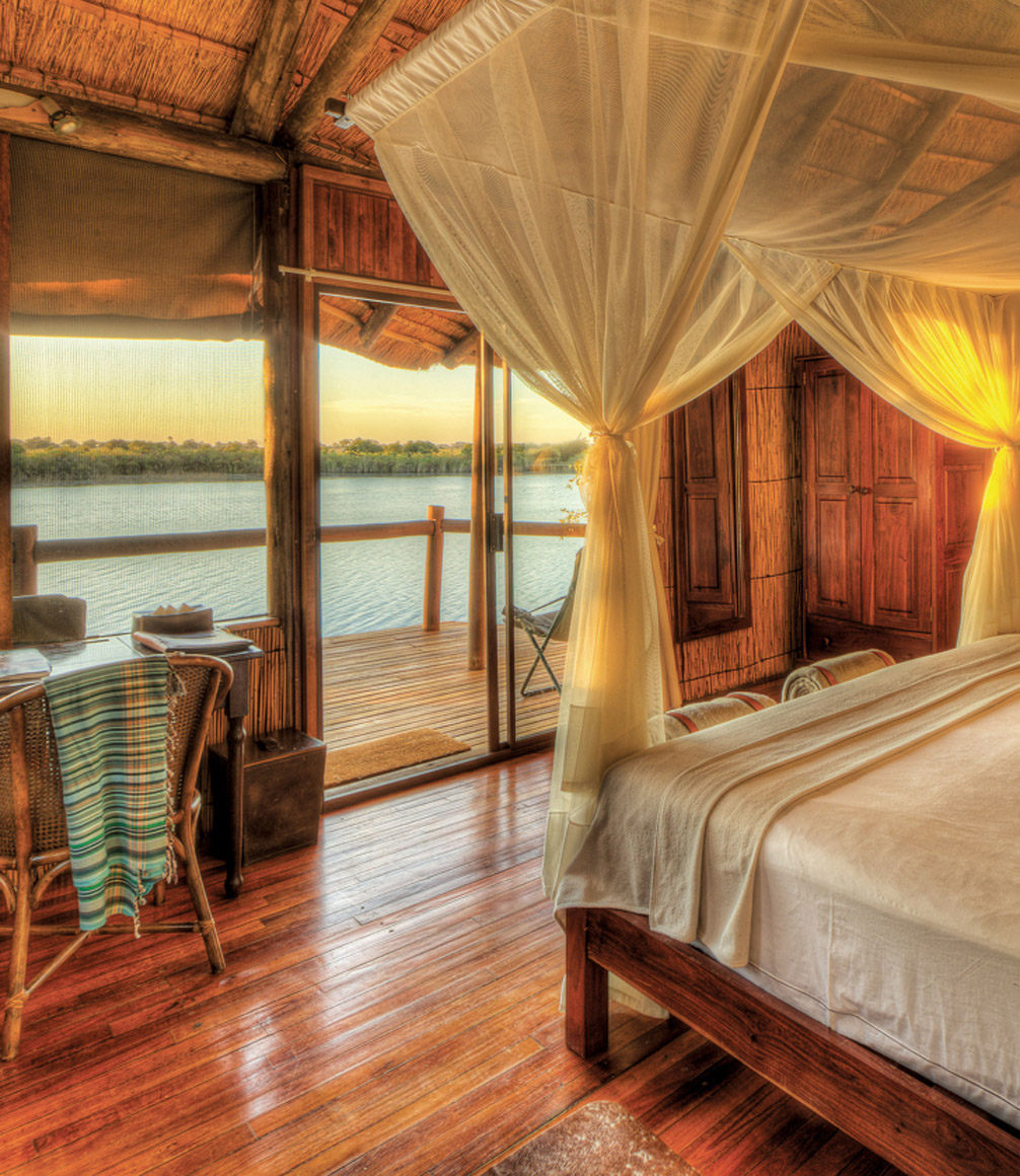 Botswana - Xugana island lodge main bedroom