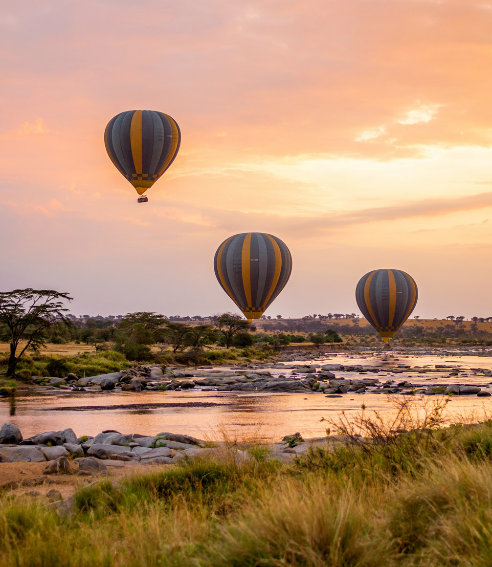 Tanzania serengeti hot air balloons