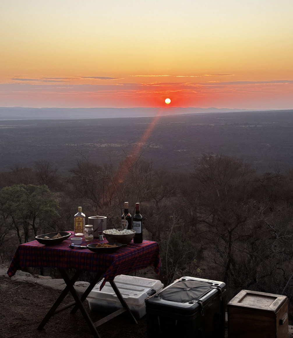 Sundowners at Ant's Hill